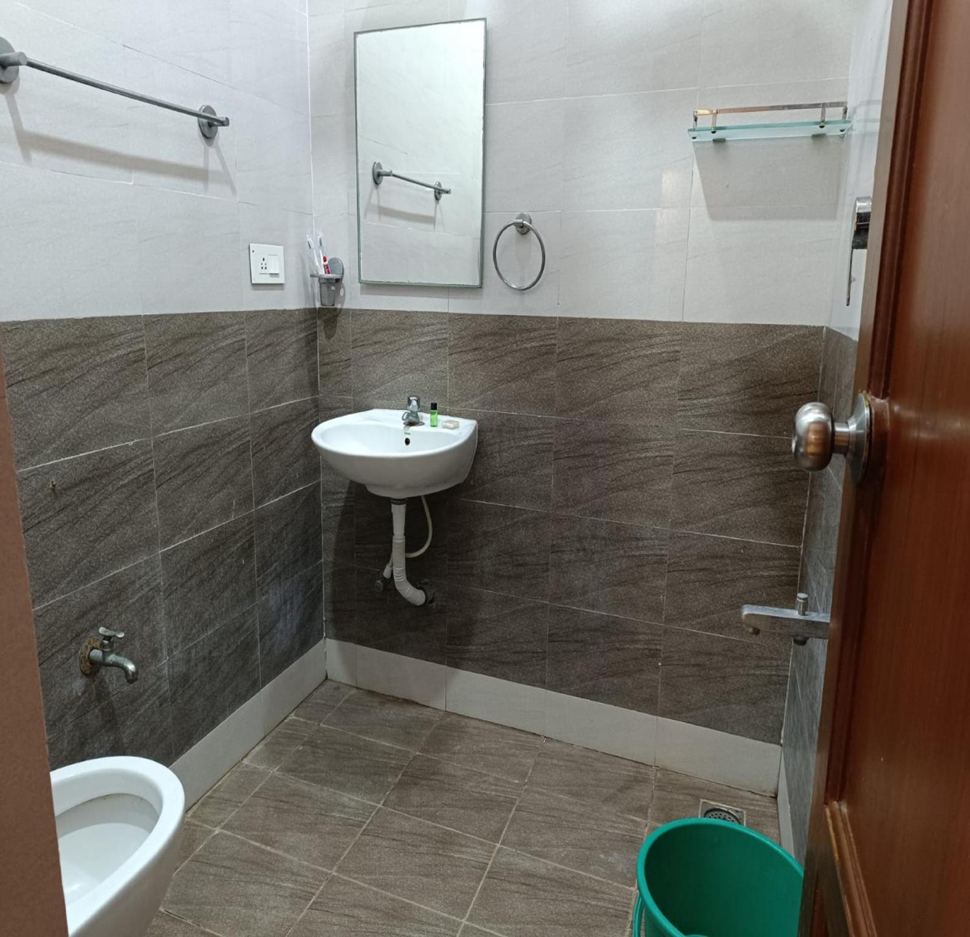 Azhagappa Residency Apartment ปอนดิเชอรี ภายนอก รูปภาพ